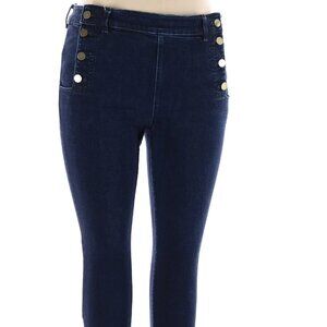 Jeans with buttons